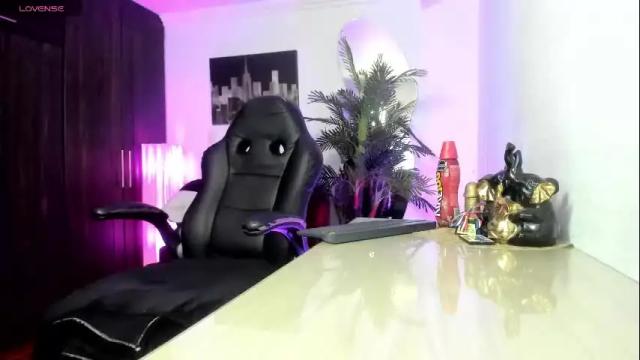 Image 10 of amaia_bushida Stream on Chaturbate on 26 days ago
