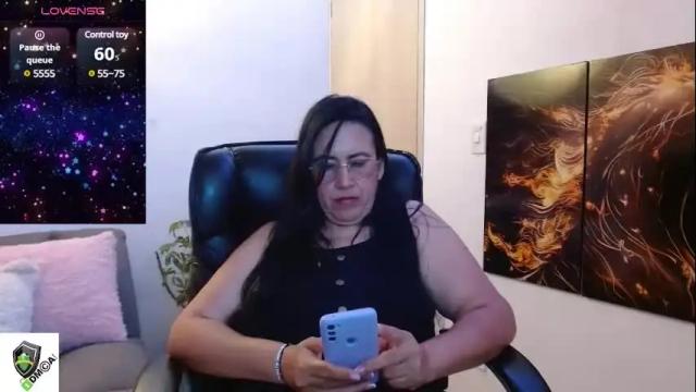 Image 2 of amalia_brunette Stream on Chaturbate on 22 days ago