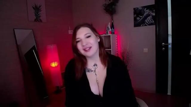 Image 12 of amalia_curvy Stream on Chaturbate on 10 months ago