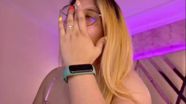 Image 11 of amalia_rosse_ Stream on Chaturbate on 4 days ago