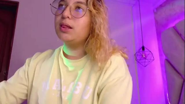 Image 2 of amalia_rosse_ Stream on Chaturbate on 1 month ago