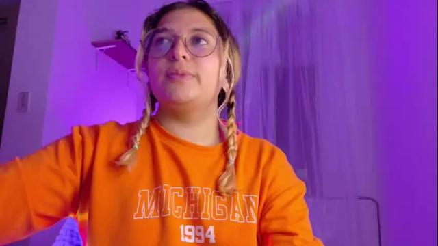 Image 10 of amalia_rosse_ Stream on Chaturbate on 1 month ago