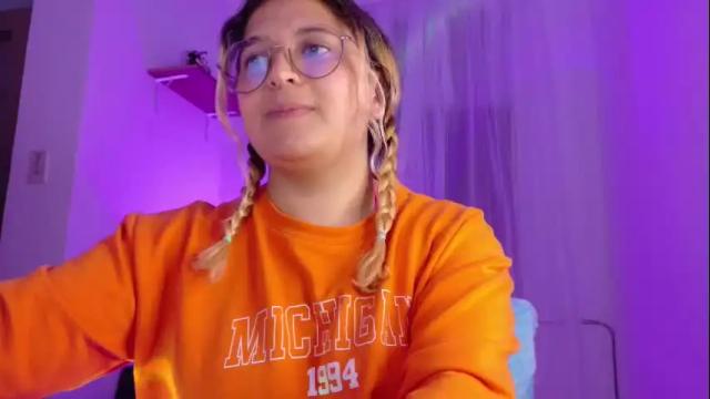 Image 2 of amalia_rosse_ Stream on Chaturbate on 1 month ago