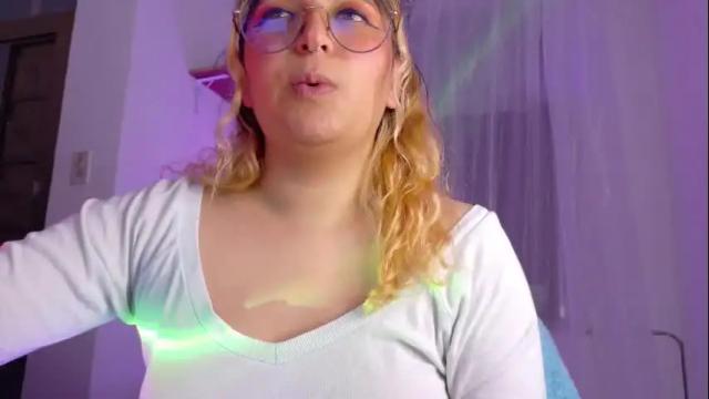 Image 8 of amalia_rosse_ Stream on Chaturbate on 1 month ago