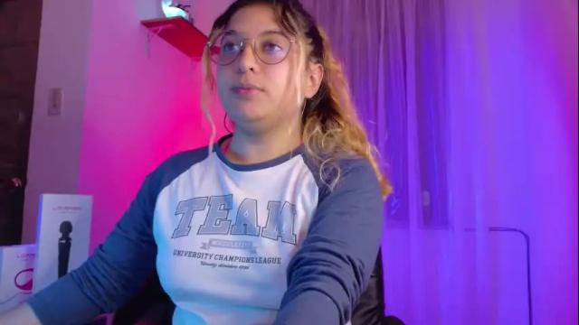 Image 8 of amalia_rosse_ Stream on Chaturbate on 25 days ago