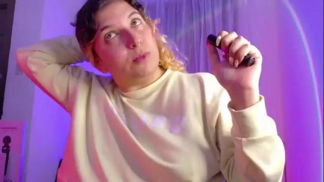 Image 3 of amalia_rosse_ Stream on Chaturbate on 24 days ago
