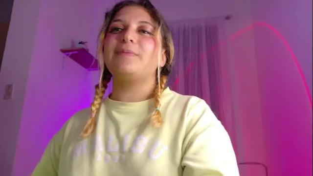 Image 10 of amalia_rosse_ Stream on Chaturbate on 17 days ago