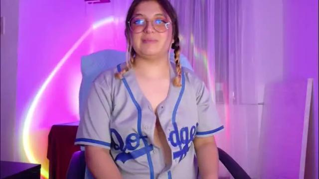 Image 4 of amalia_rosse_ Stream on Chaturbate on 12 days ago