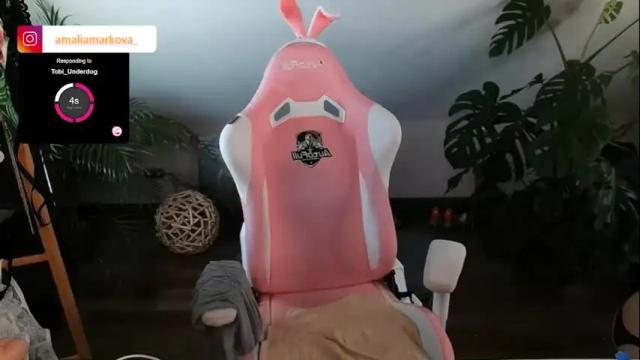 Image 11 of amaliamarkova_ Stream on Chaturbate on 19 months ago