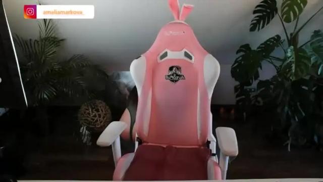 Image 4 of amaliamarkova_ Stream on Chaturbate on 19 months ago