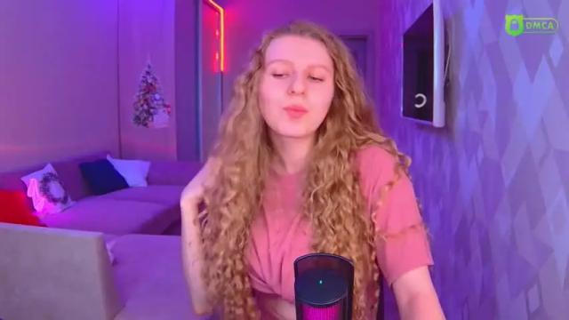 Thumbnail 1, amaliaqueen999's Stream at Chaturbate, 14 months ago