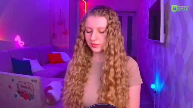 Image 12 of amaliaqueen999 Stream on Chaturbate on 14 months ago