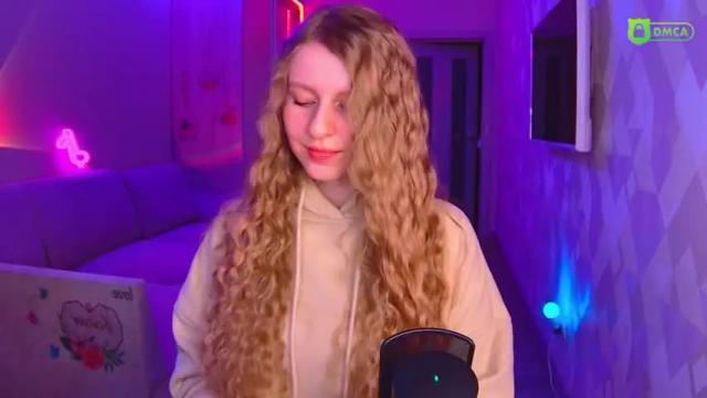 Image 12 of amaliaqueen999 Stream on Chaturbate on 13 months ago