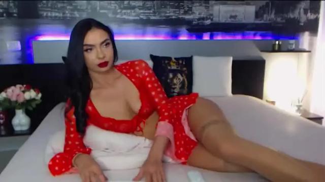 Image 4 of amaliarosses Stream on Chaturbate on 12 months ago