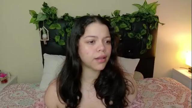 Image 3 of amand1_sweet Stream on Chaturbate on 1 month ago