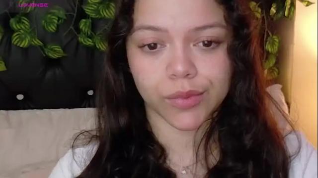 Image 3 of amand1_sweet Stream on Chaturbate on 1 month ago