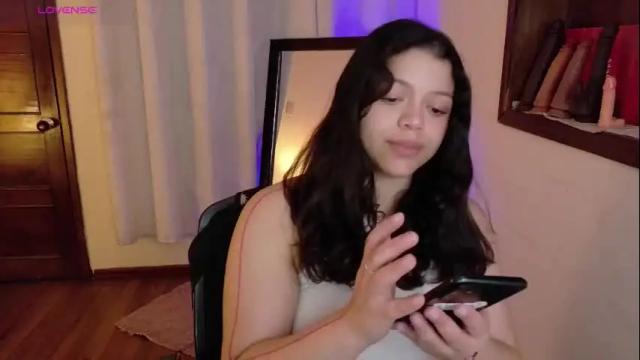 Image 6 of amand1_sweet Stream on Chaturbate on 1 month ago