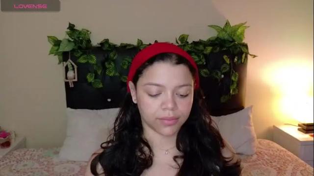 Image 8 of amand1_sweet Stream on Chaturbate on 1 month ago