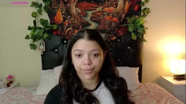 Image 3 of amand1_sweet Stream on Chaturbate on 1 month ago