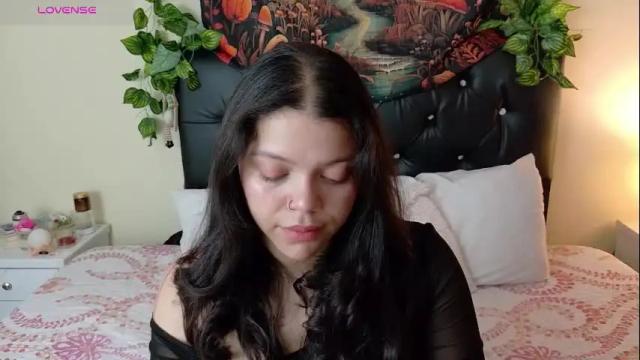 Image 6 of amand1_sweet Stream on Chaturbate on 24 days ago