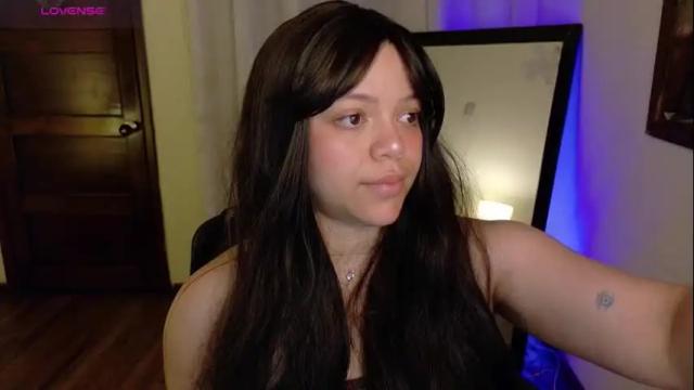 Image 8 of amand1_sweet Stream on Chaturbate on 15 days ago