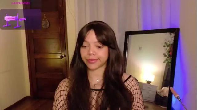 Image 8 of amand1_sweet Stream on Chaturbate on 3 days ago