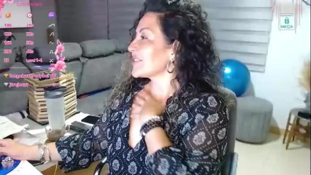Image 2 of amanda_bella1 Stream on Chaturbate on 1 month ago