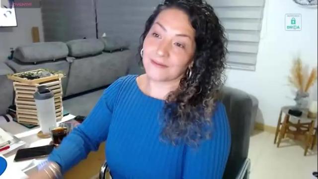 Image 2 of amanda_bella1 Stream on Chaturbate on 1 month ago