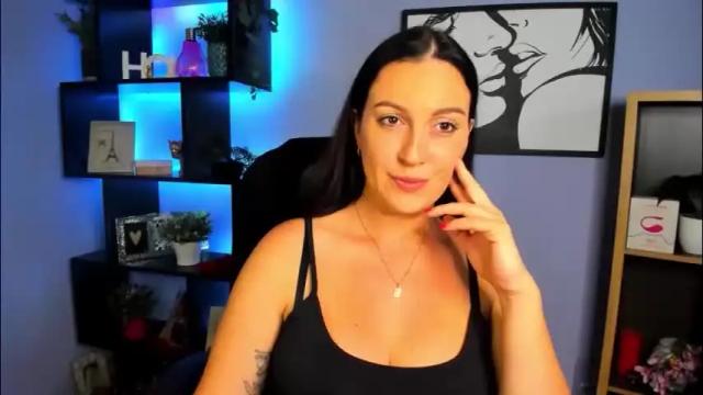 Image 11 of amanda_burn Stream on Chaturbate on 4 months ago