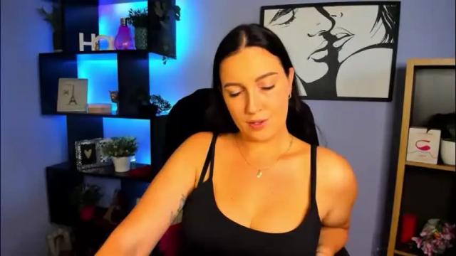 Image 6 of amanda_burn Stream on Chaturbate on 4 months ago