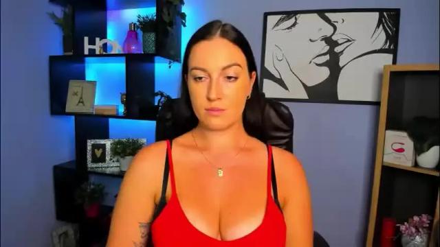 Image 2 of amanda_burn Stream on Chaturbate on 2 months ago