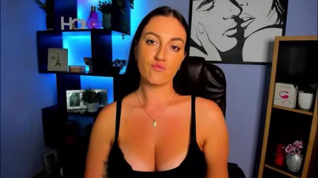 Thumbnail 1, amanda_burn's Stream at Chaturbate, 2 months ago