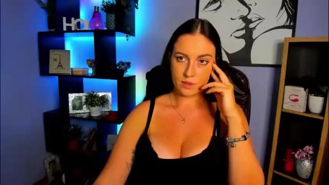 Thumbnail 2, amanda_burn's Stream at Chaturbate, 2 months ago