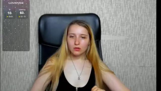 Image 3 of amanda_sherr Stream on Chaturbate on 2 months ago