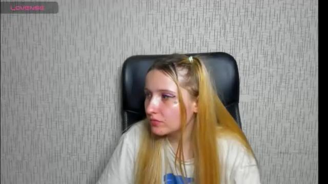 Image 4 of amanda_sherr Stream on Chaturbate on 2 months ago