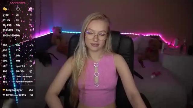 Image 8 of amandaafire Stream on Chaturbate on 1 month ago