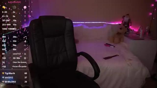 Image 11 of amandaafire Stream on Chaturbate on 5 days ago