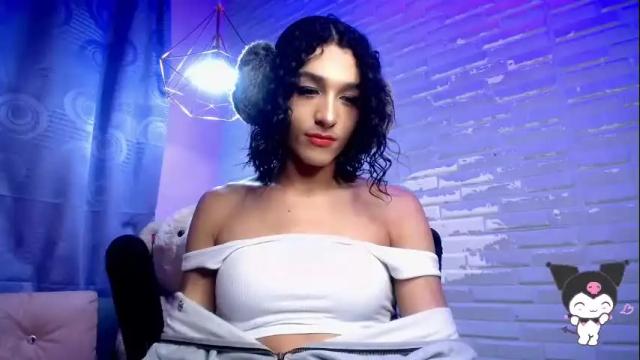 Image 6 of amandableade Stream on Chaturbate on 17 days ago