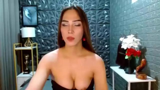 Image 11 of amandaleon Stream on Chaturbate on 19 months ago
