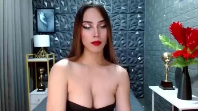 Image 4 of amandaleon Stream on Chaturbate on 18 months ago