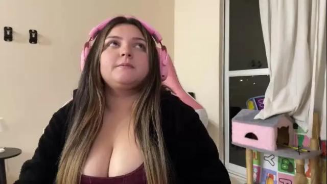 Image 2 of amandhaaa Stream on Chaturbate on 1 month ago