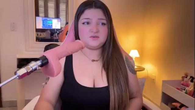 Image 11 of amandhaaa Stream on Chaturbate on 3 days ago