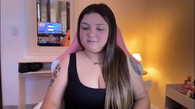 Image 6 of amandhaaa Stream on Chaturbate on 1 day ago