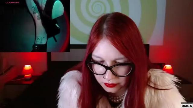 Image 4 of amanita__pantherina Stream on Chaturbate on 14 months ago