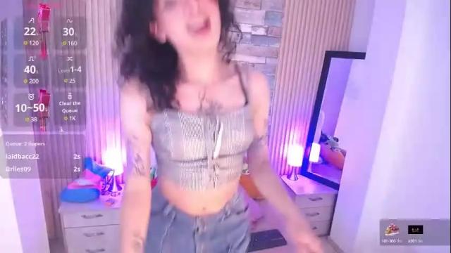 Image 4 of amapola_hs Stream on Chaturbate on 1 month ago