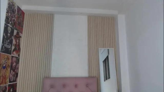 Image 2 of amapola_hs Stream on Chaturbate on 1 month ago