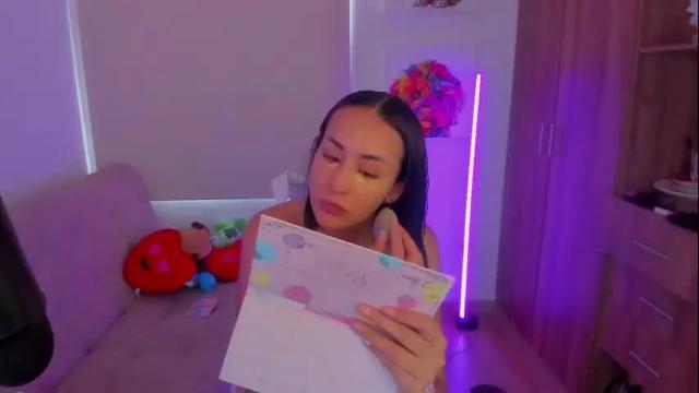 Image 2 of amara_cruz_ Stream on Chaturbate on 1 month ago