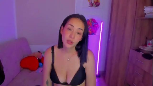 Thumbnail 1, amara_cruz_'s Stream at Chaturbate, 1 month ago