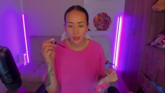 Image 2 of amara_cruz_ Stream on Chaturbate on 5 months ago