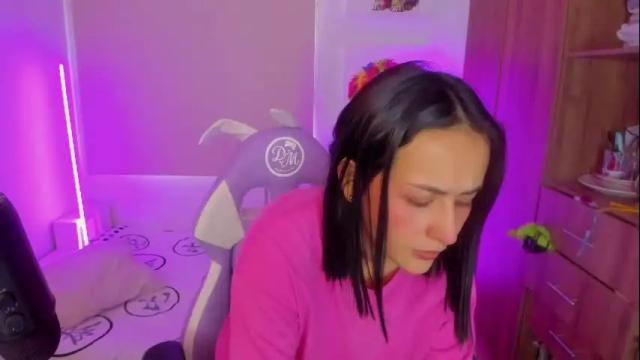 Image 3 of amara_cruz_ Stream on Chaturbate on 15 days ago
